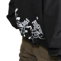 dettaglio della felpa Boogie night indossata dalla modella vista dal retro